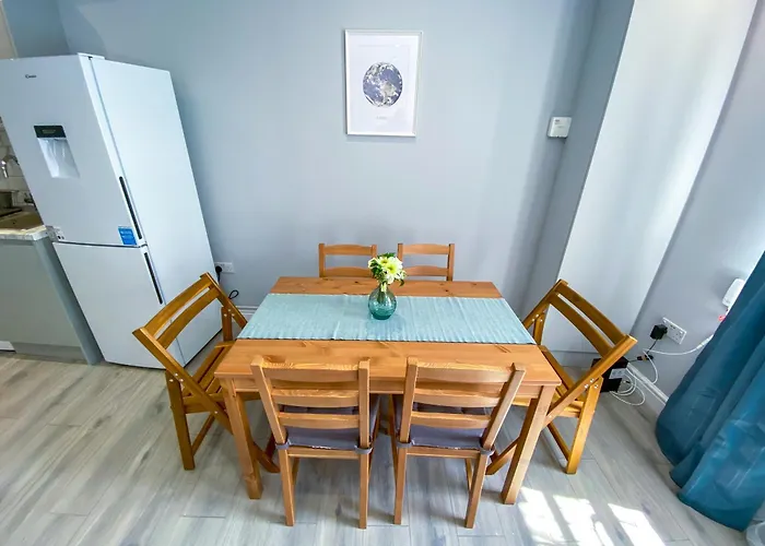 Stylish 1 Bedroom Flat - 5 Guest London- F1
